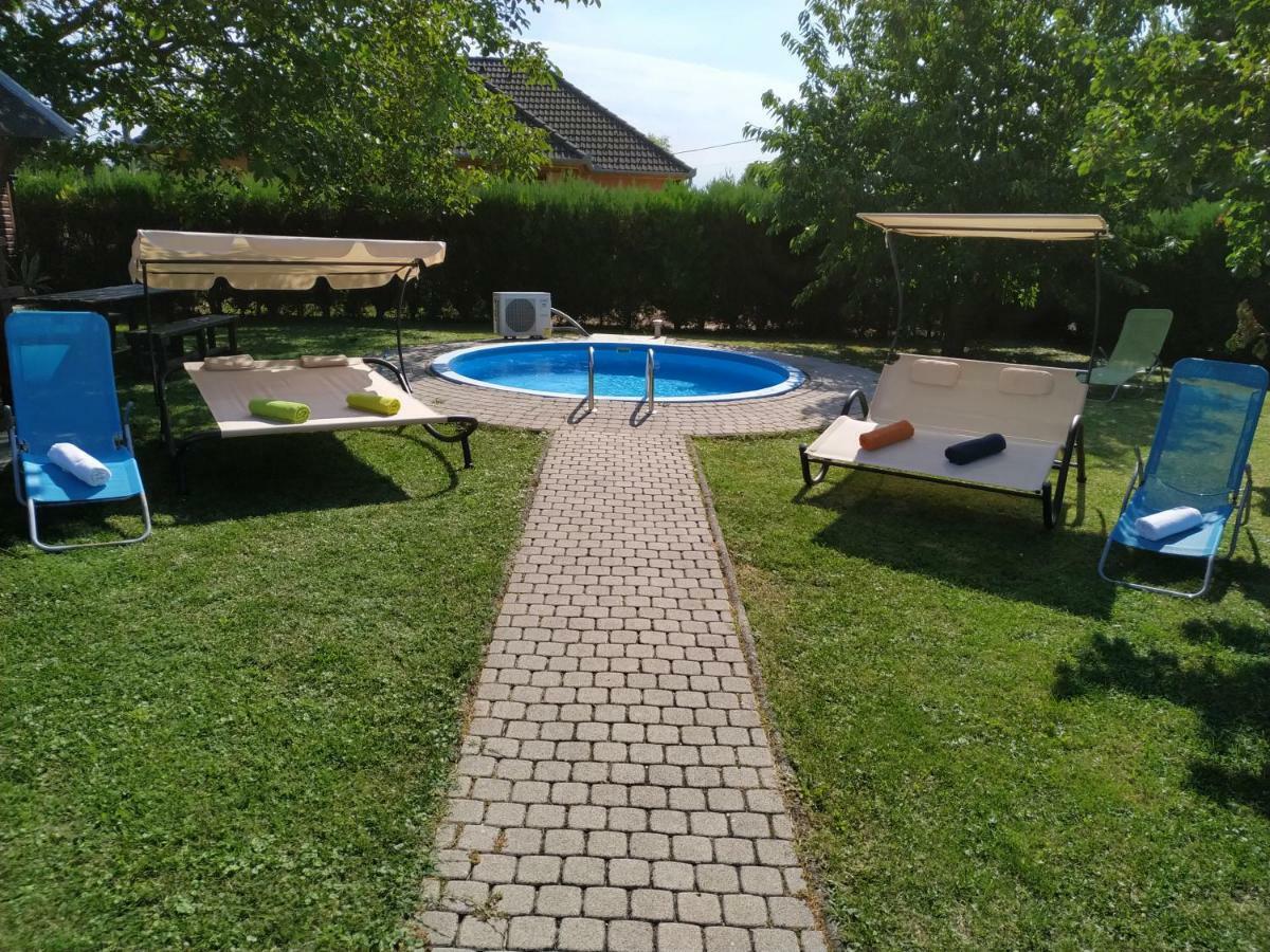 Appartamento Orient Relax Garden Keszthely Esterno foto