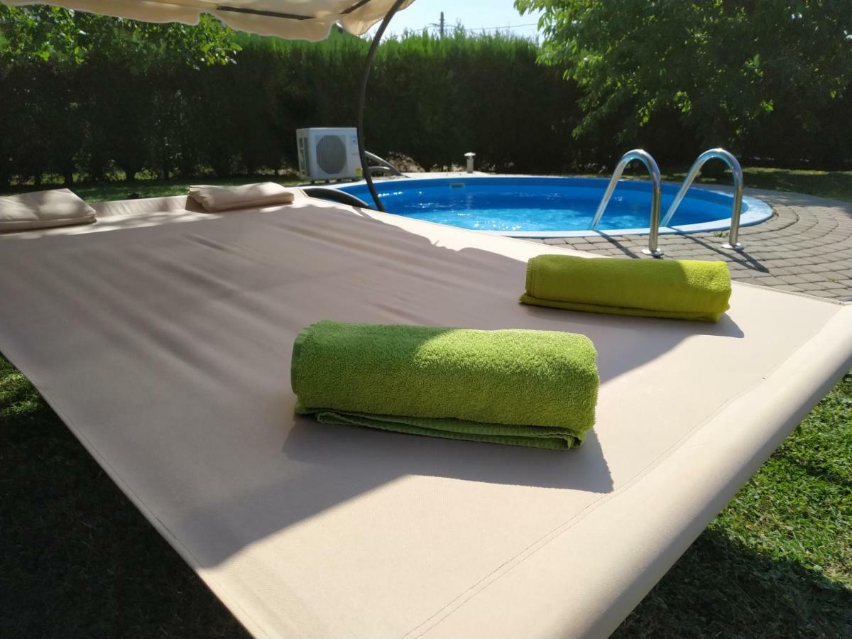 Appartamento Orient Relax Garden Keszthely Esterno foto