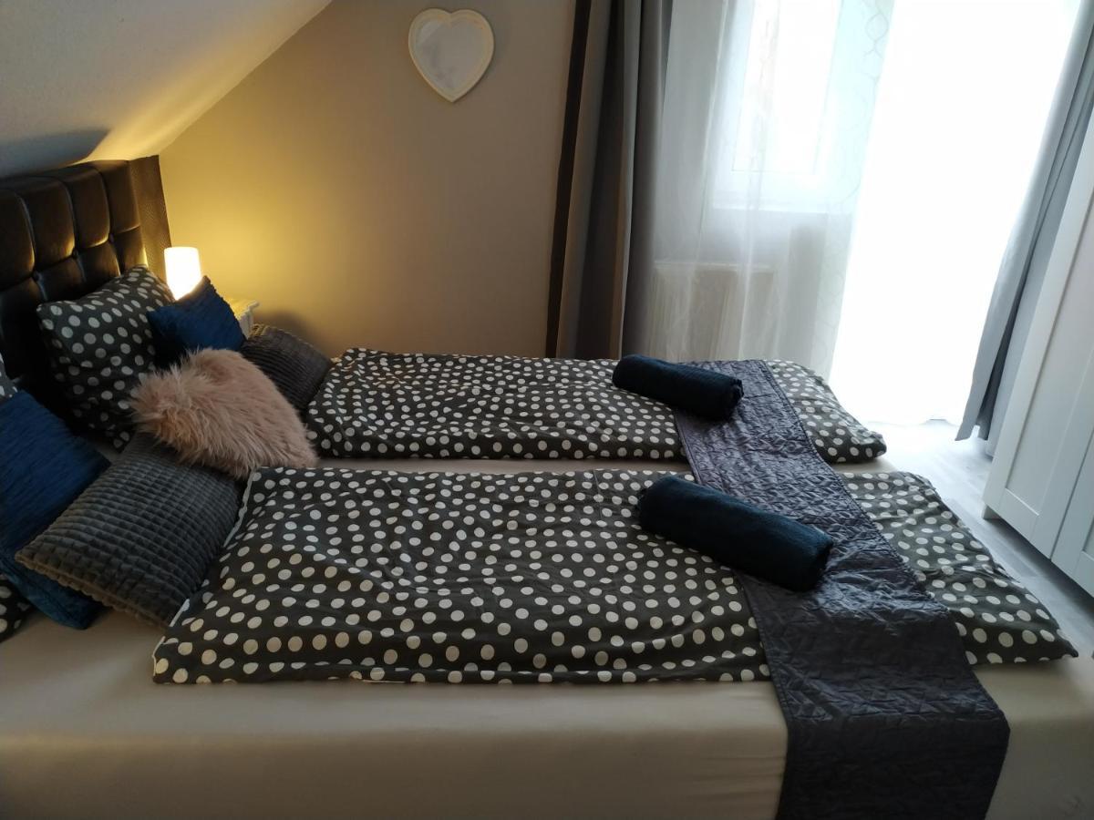 Appartamento Orient Relax Garden Keszthely Esterno foto